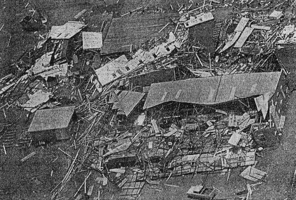 The tornado absolutely smashed the town of Killarney. The tornado absolutely smashed the town of Killarney.